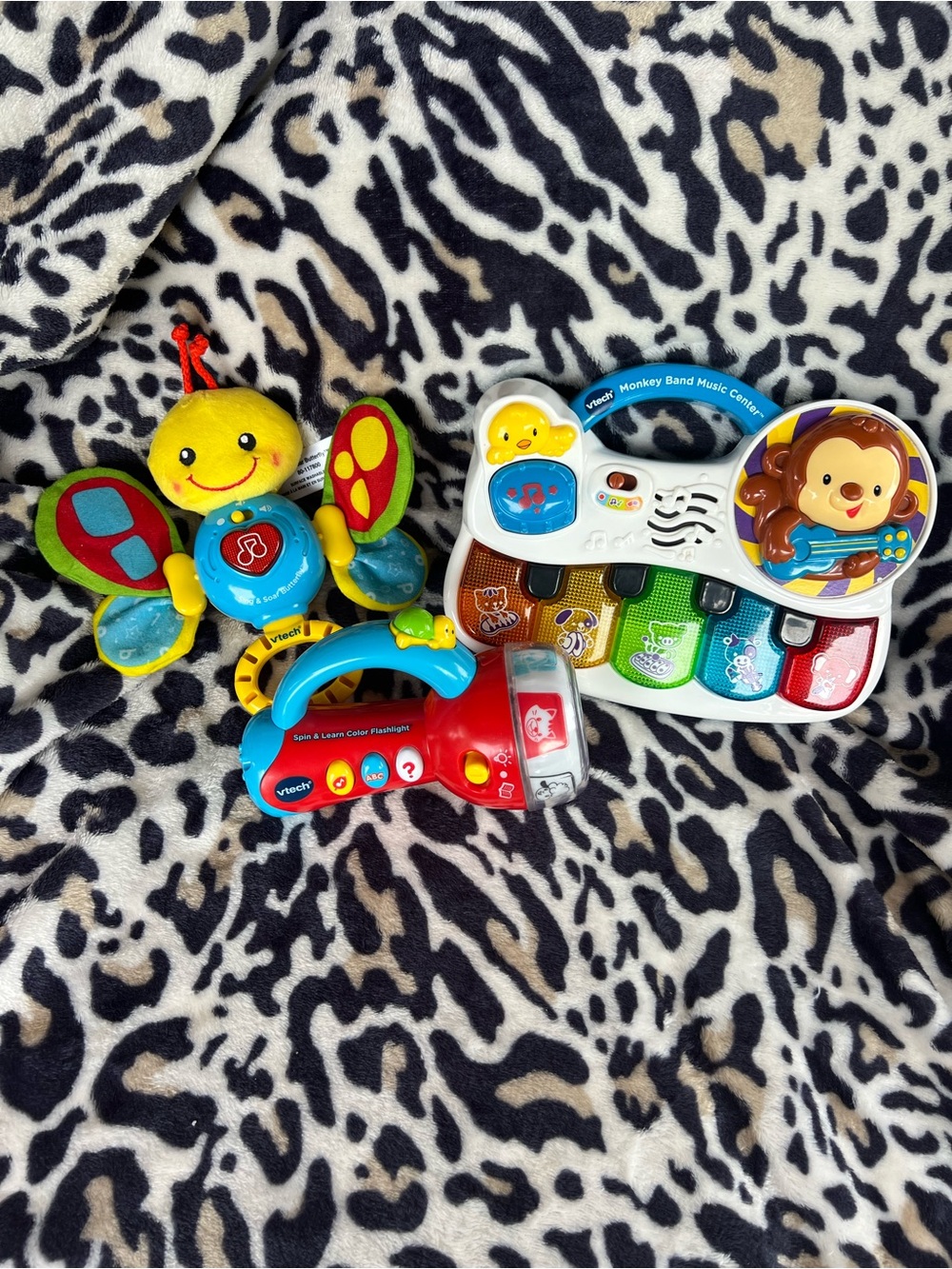 VTech Musical Keyboard & Toy Bundle - Multicolor